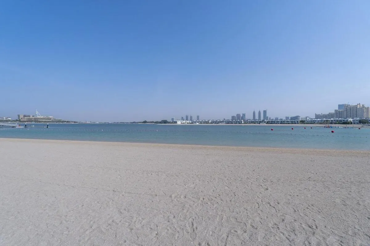 3-Bed Apartment Sleeps 7 In Palm Jumeirah Ντουμπάι