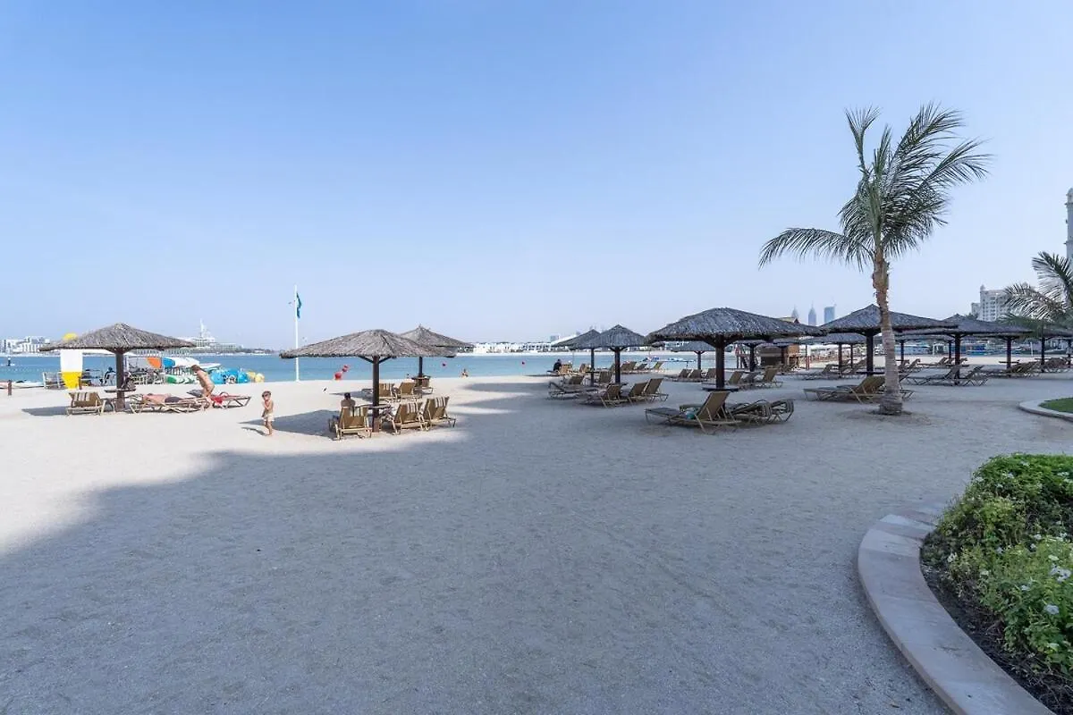 3-Bed Apartment Sleeps 7 In Palm Jumeirah Ντουμπάι