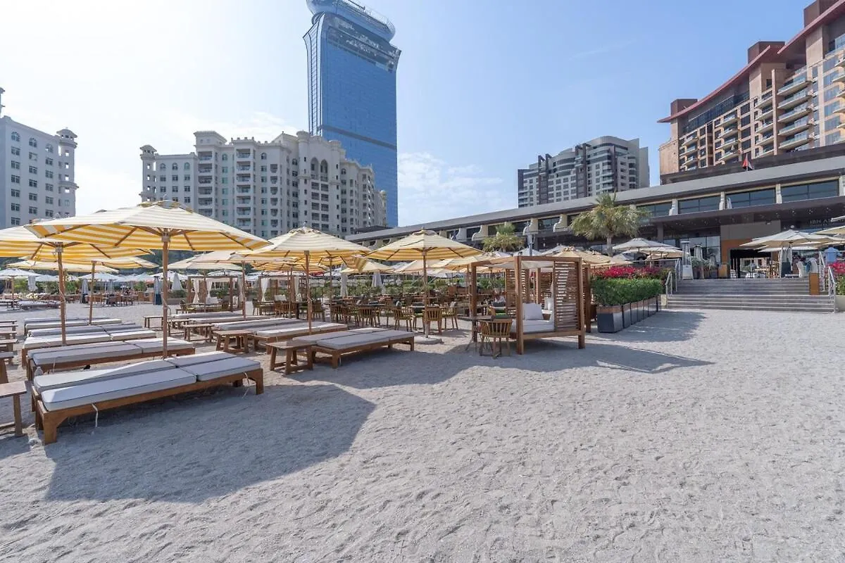 3-Bed Apartment Sleeps 7 In Palm Jumeirah Dubai United Arab Emirates