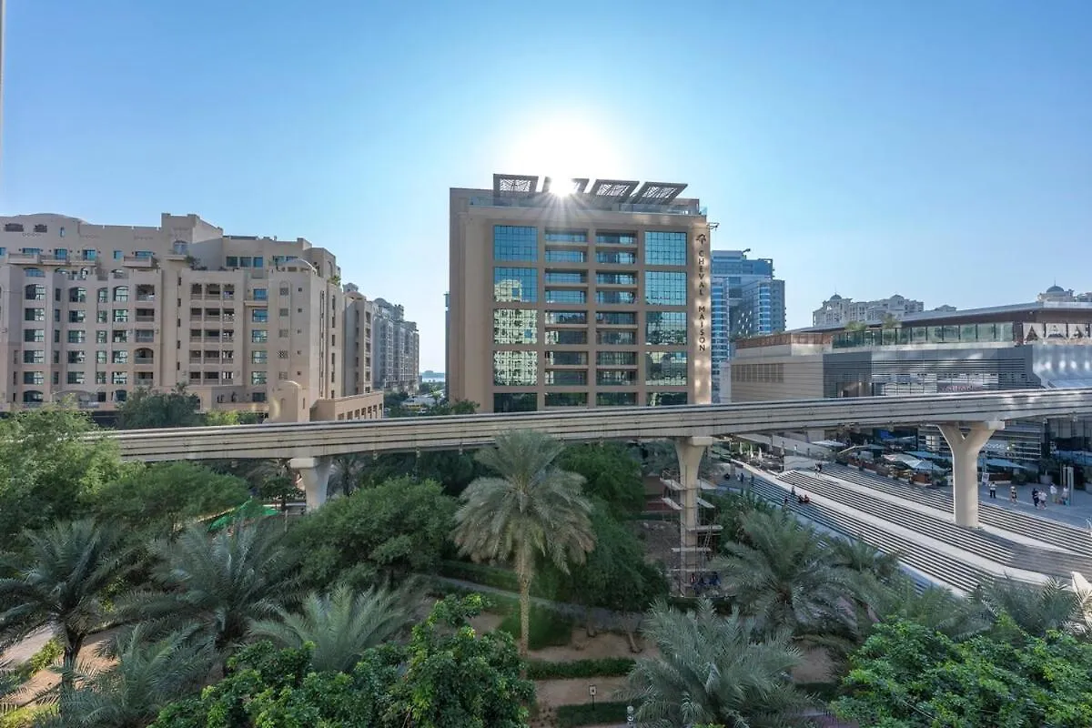 3-Bed Apartment Sleeps 7 In Palm Jumeirah Dubai United Arab Emirates